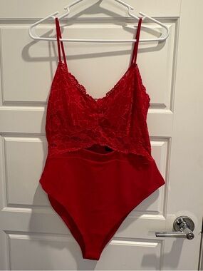 Faded Rose Red Lace Bodysuit XL Spaghetti Strap V Neck